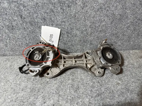 MERCEDES GLC X253 Engine Mount A2132400300 image 2