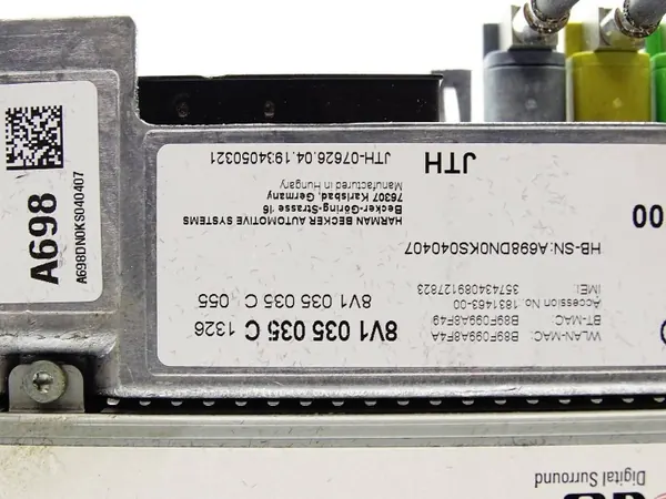 Audi A3 8V Navigaationlukija OEM 8V1035035C image 6