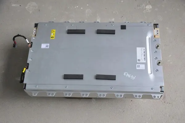 Cellule batterie Mercedes-Benz EQA 2021 OEM A7893407921 image 2