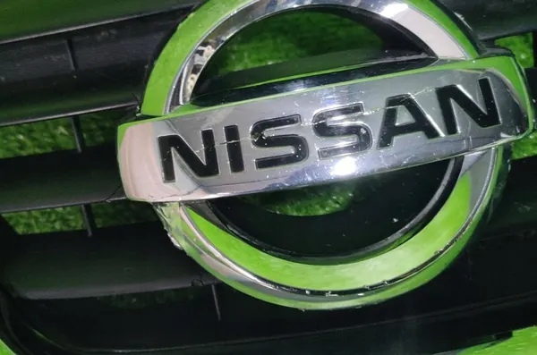 NISSAN JUKE F15 2010 Front Grill 620701KA6A image 2