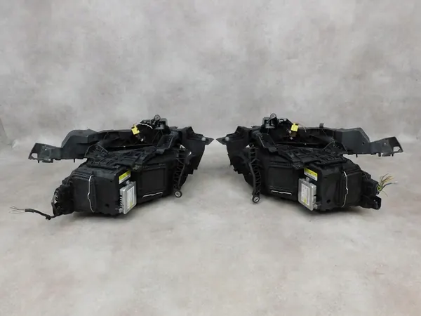 AUDI Q5 8R Faros Xenón Izquierda Derecha Completos image 9