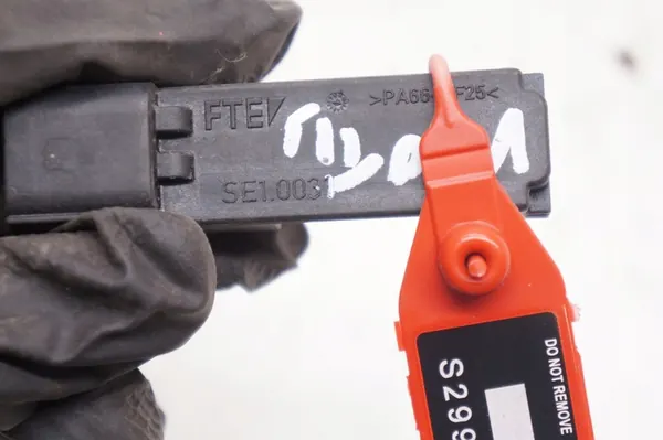 Capteur de Pédale d'Embrayage VOLVO V70 III S80 II S60 II V60 I SE1.0031 image 4