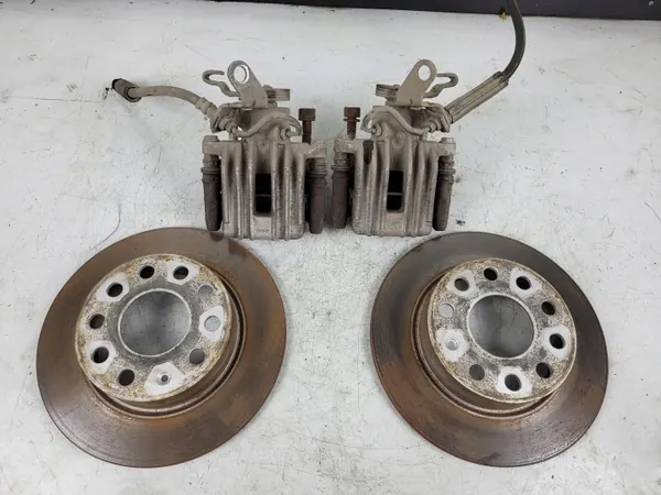 Étrier de frein arrière Audi A3 8P OEM PRKA11422165346 image 2