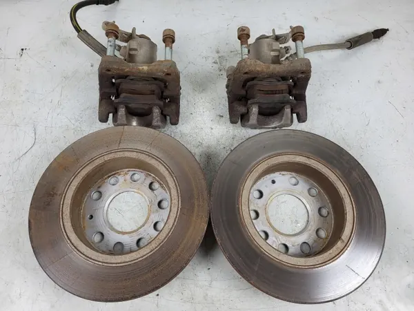 Étrier de frein arrière Audi A3 8P OEM PRKA11422165346 image 10