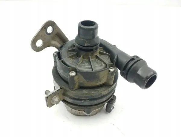 Bomba de agua Mercedes-Benz OEM A2438302600 - Usada image 2
