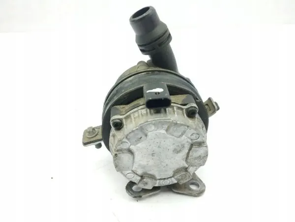 Bomba de agua Mercedes-Benz OEM A2438302600 - Usada image 3
