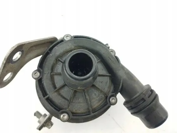 Bomba de agua Mercedes-Benz OEM A2438302600 - Usada image 6