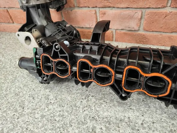 BMW F30 F32 F10 F15 F25 N57 3.0D 3.5D Coletor de admissão - 7811909 image 10