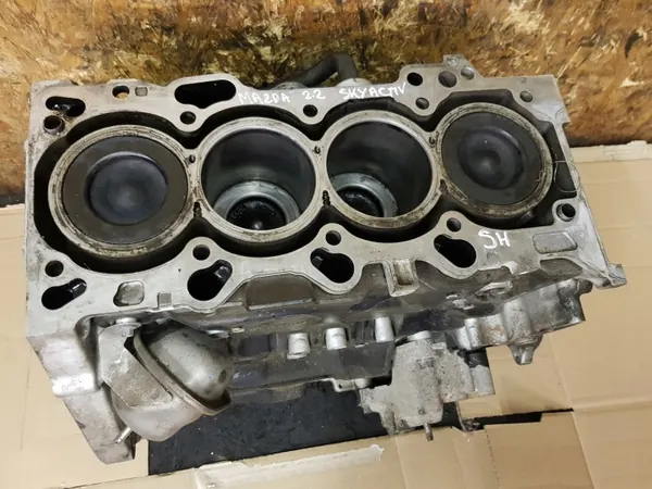 Bloque motor inferior OEM mercedes413 para Mazda image 2
