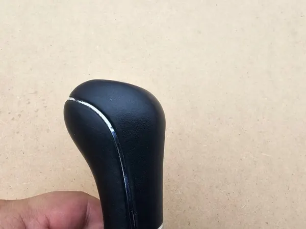 Pomo de cambios cuero negro OEM 2192670110 Mercedes CLS image 5