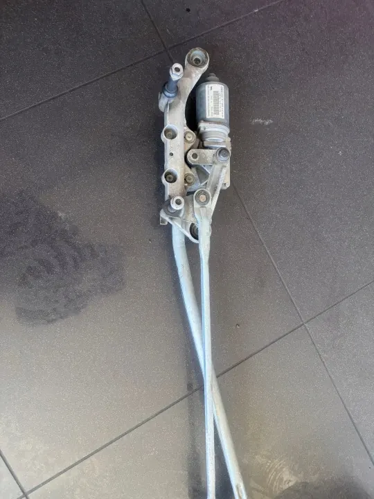 OEM 4L1955119A Etupyyhkijämoottori Audi Q7 4L image 2