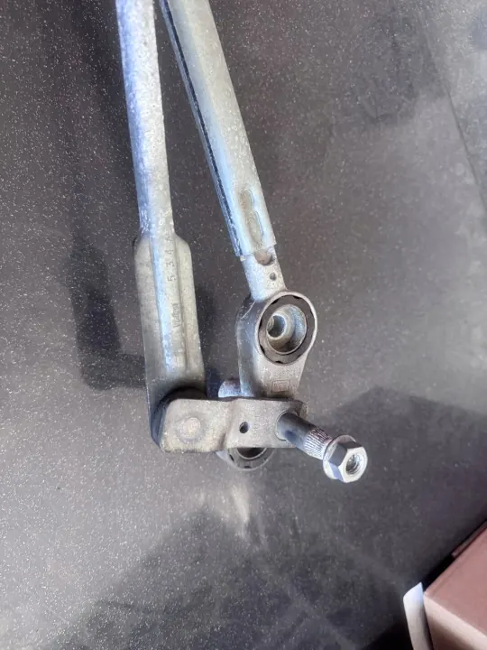 OEM 4L1955119A Etupyyhkijämoottori Audi Q7 4L image 3
