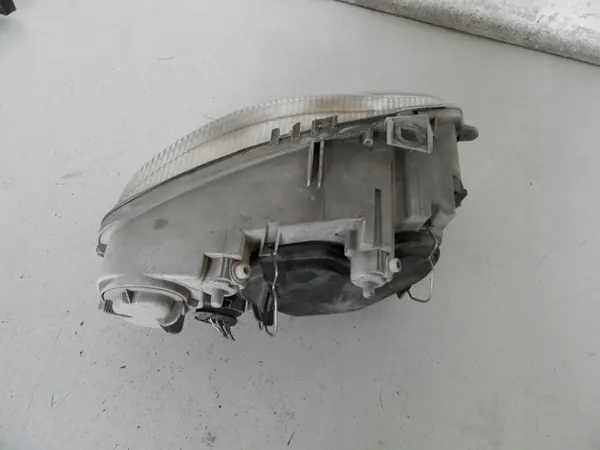ALFA ROMEO 147 Farol Esquerdo 2001-2004 OEM image 6