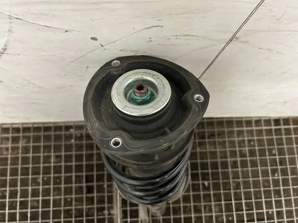 Ammortizzatore Anteriore Volkswagen Golf VII Lato Destro 2015 OEM image 9