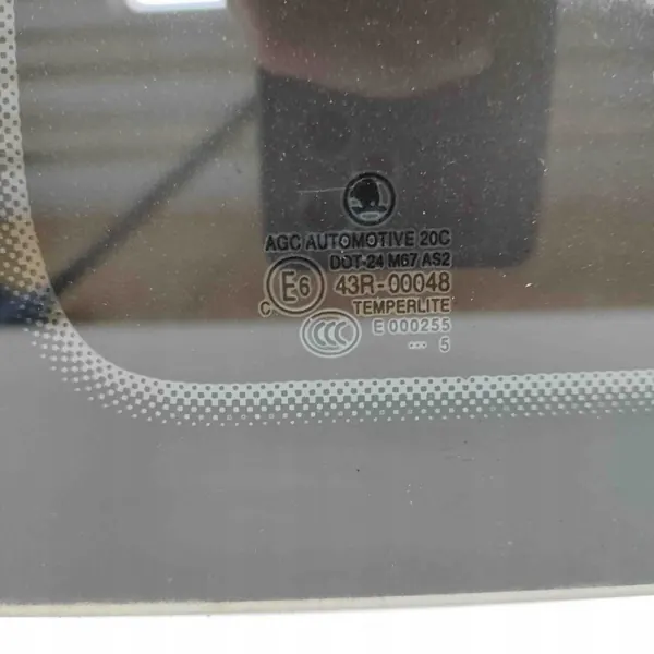 OEM 43R00048 linker achterruit voor Skoda Rapid image 8