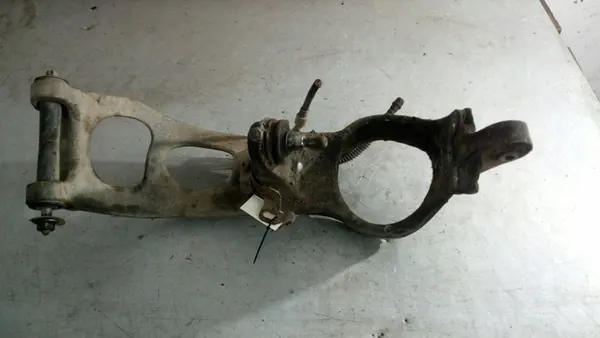 Support d'Amortisseur Gauche Peugeot 407 image 1