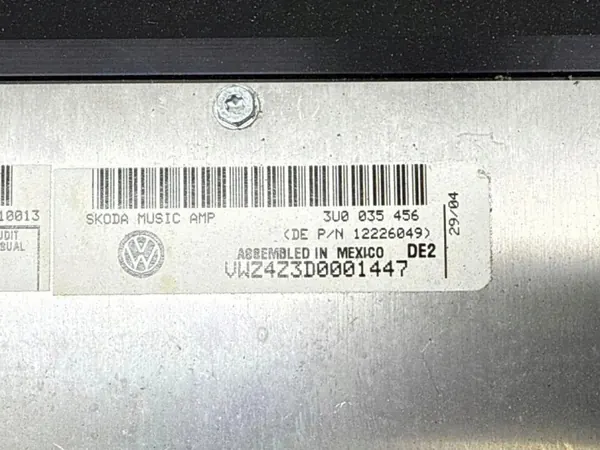 Begagnad förstärkare OEM 3U0035456 för Skoda Superb I image 3