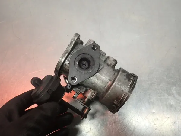 EGR-venttiili Volkswagen Sharan I Lift image 3