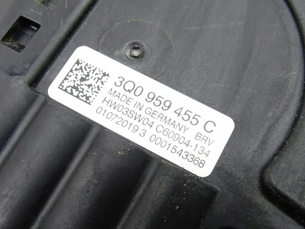 Jäähdytinpuhallin OEM 3Q0959455C Volkswagen Arteonille image 5