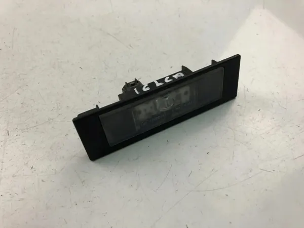 Iluminação matrícula OEM 7193294 BMW - Usado image 2