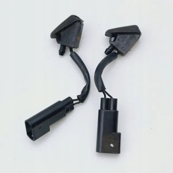 Lämmitetty etulasiinpesun suutin OEM DRC95623 Ford C-Max image 4