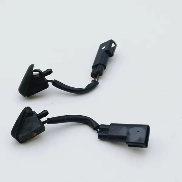 Lämmitetty etulasiinpesun suutin OEM DRC95623 Ford C-Max image 5