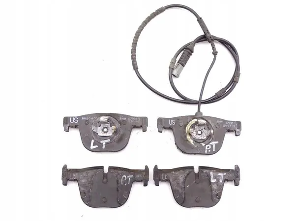 BMW 3 F30 Sedan 11-18 Achterremblokken + Sensor OEM image 3