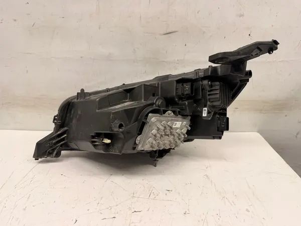 Oikea etuvalaisin Peugeot 208 II FULL LED 1674248480 image 7