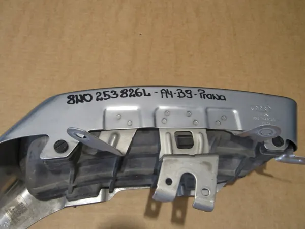 Audi A4 B9 8WO253826L Oikea Pakoputken Pää image 3