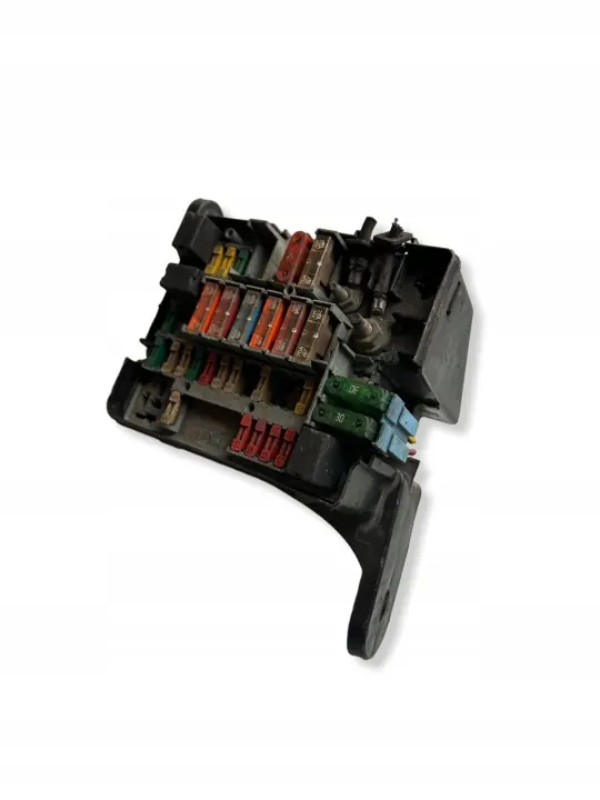 Peugeot 206 säkringslåda OEM 9641854580 - Komplett image 3