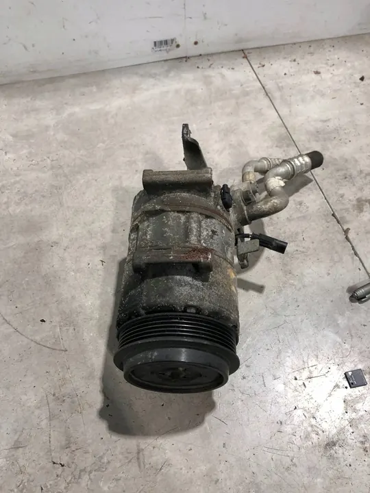 Compresor de aire acondicionado Mercedes-Benz A W169 A0022304711 image 3