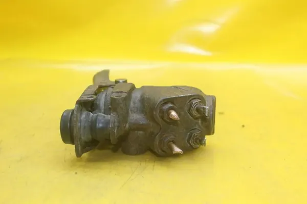 Bremskraftregler OEM 701612503A für VW Transporter image 9