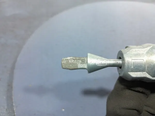 VW GOLF VII LIFT AVAININSERTTI KESSY 5G0959752BC image 4