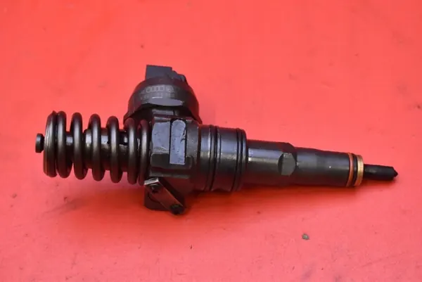 Injectiepomp OEM 038130073AQ voor VW Golf 4 1.9 TDI image 3