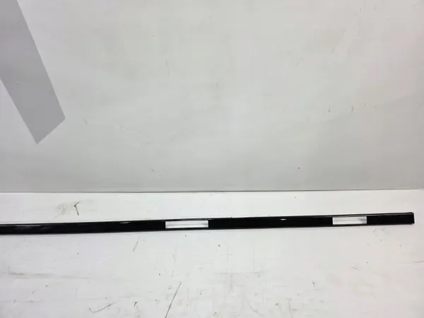 Oikea Kattoharja OEM LISTWA OSŁONA DACHOWA PRAWA image 3