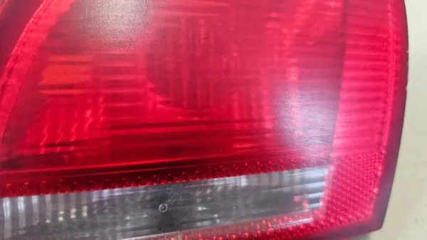 AUDI A3 8P 5D SPORTBACK LÁMPARA TRASERA DERECHA 8P4945094B image 4