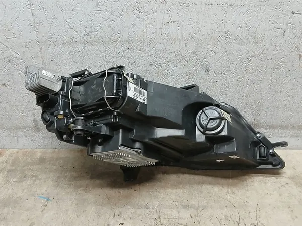 Lanterna Frontal Esquerda SEAT LEON III image 6