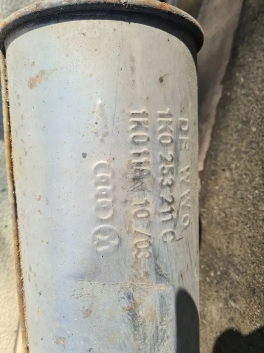 VW Touran 1.9 TDI Uitlaatpijp Demper OEM 1K0253611C image 7