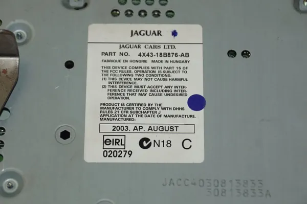 Radio Jaguar 4X43-18B876-AB Usado OE image 4