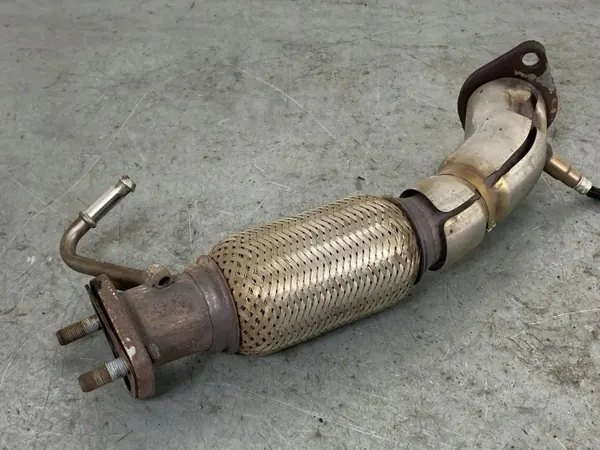 Collier de Tuyau d'Échappement Hyundai i30 2019 OEM 3921003AA5 image 3