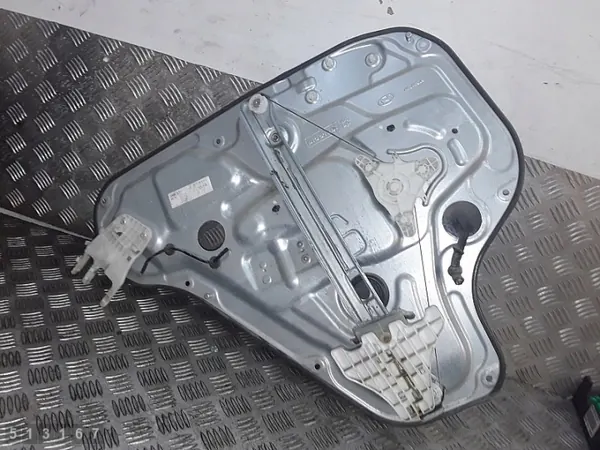 Hyundai Fensterheber OEM 834802L210 - Gebraucht image 3