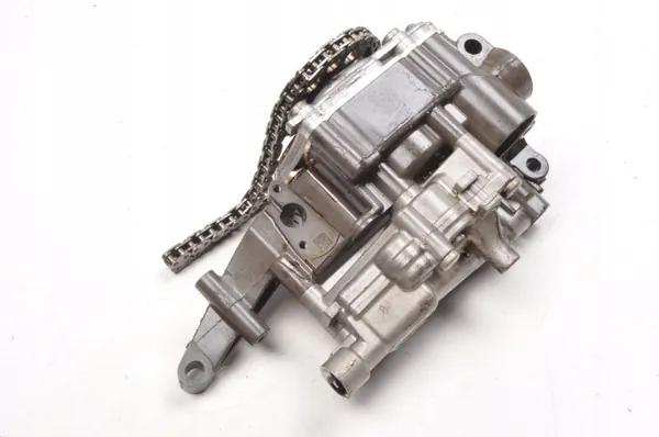 Mercedes öljypumppu OEM R2781810620 W205 3.0/4.0 image 3