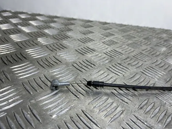 Câble de capot SsangYong Korando OEM FOB23588 image 3