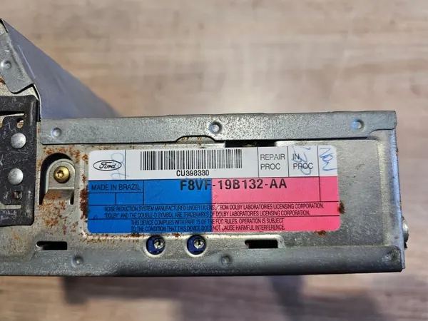 Lincoln Town Car Radio OEM F8VF19B132AA - Gebruikt image 6