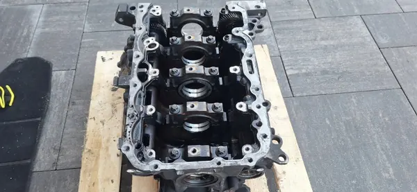 BMW Motorblock OEM 111106160915 - Gebraucht image 9