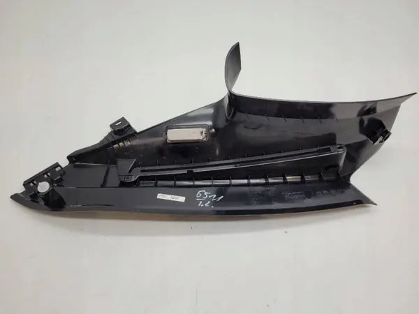 Taka-pilarisuojus vasen oikea OEM 9169785 9169786 BMW 5 F11 image 7