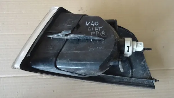 Indicador Frontal Direito VOLVO V40 30621832 image 3