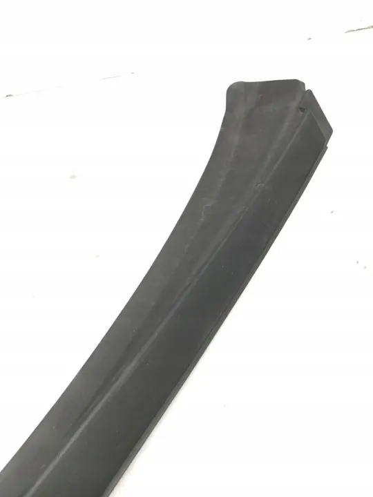 Mercedes W214 Tuulilasin Etulevy Oikea OEM A2146903200 image 5