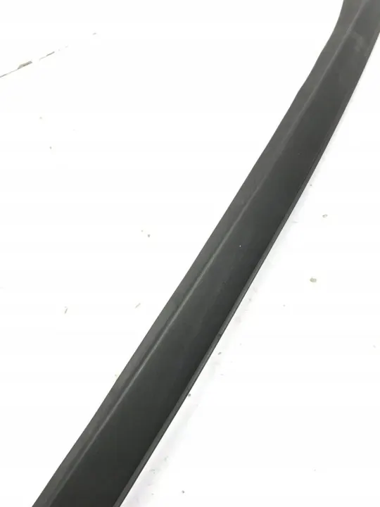 Mercedes W214 Tuulilasin Etulevy Oikea OEM A2146903200 image 6
