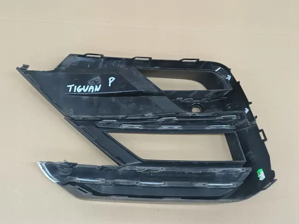 Griglia anteriore destra VW TIGUAN II 5NA R-LINE image 4